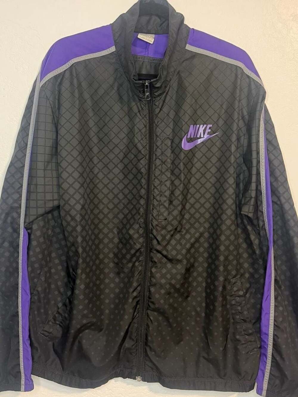 Nike Sportswear Windbreaker Jacket Size XL Black Purple Grid Graphic